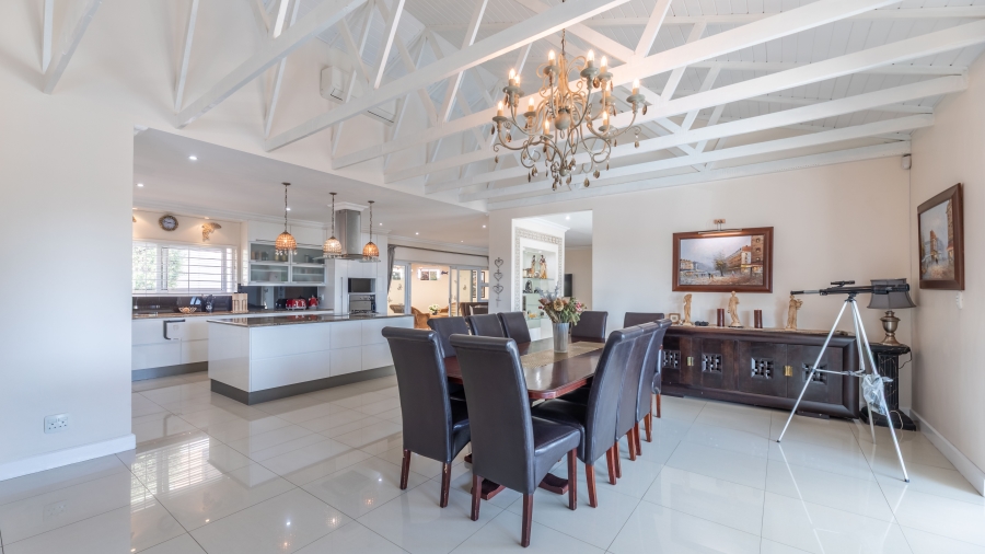 5 Bedroom Property for Sale in Plattekloof 2 Western Cape